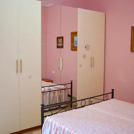 Accordion Bed & Breakfast *
